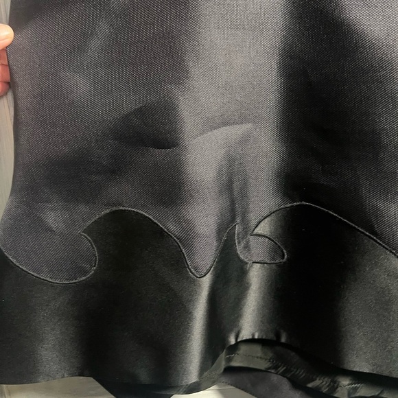 Vintage Stephan Janson Black Sleek Embroidered Silk‎ Skirt Classic Career - Picture 2 of 7